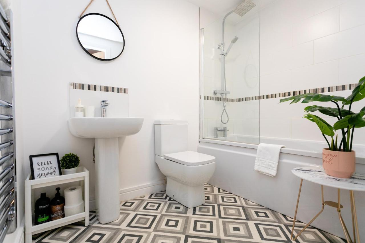 Fab 2Bedroom Apartment- Free Parking, 5Mins From City Centre, Portland Rd Ne2 1Dj Newcastle-upon-Tyne Exteriör bild